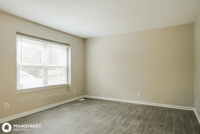 Foto del edificio - 401 N BEND DR, KNIGHTDALE, NC 27545