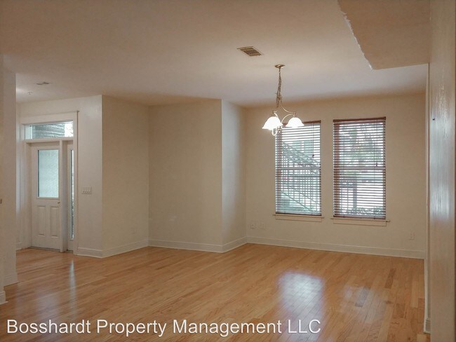 Building Photo - 3 br, 3 bath House - 339 NE 2nd Avenue