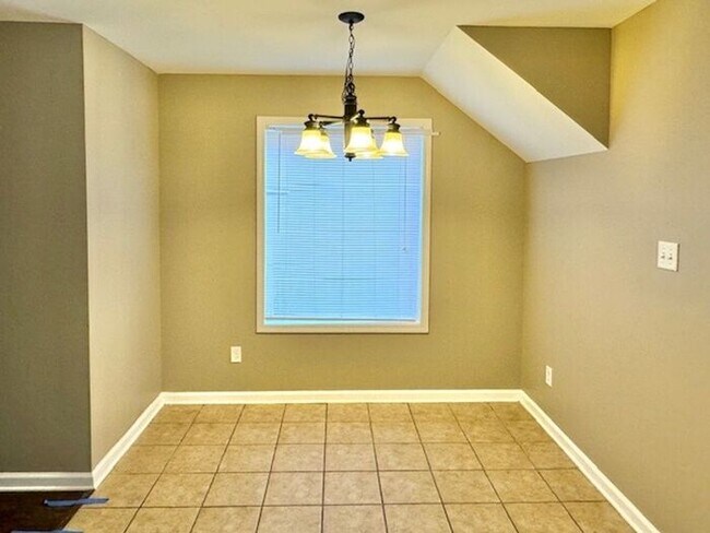 Building Photo - Now Leasing A 3-bedroom 2.5 bath home in C...