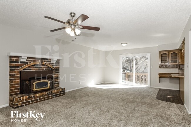 Building Photo - 16905 Lea Ave