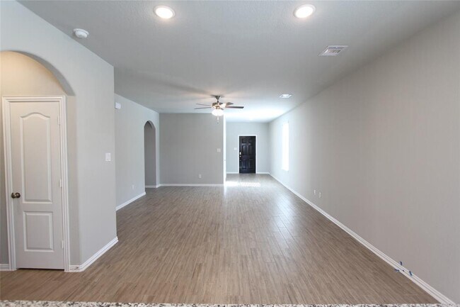 Foto del edificio - 7814 Grandstand Pkwy