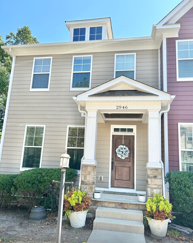 2946 Templehof Ct Unit 2946, Earlysville, VA 22936 Apartments in