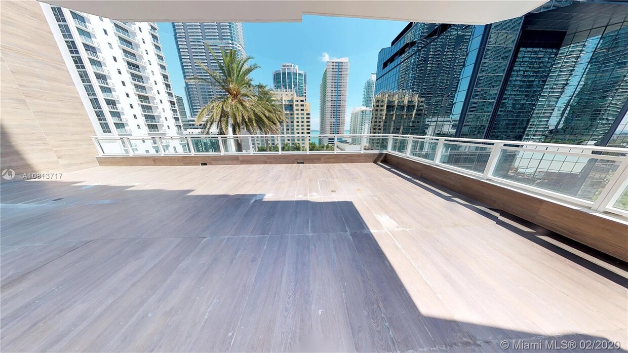 Foto principal - 1080 Brickell Ave