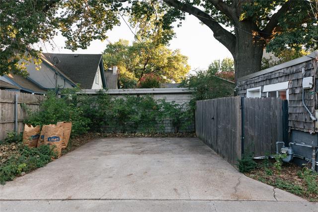 Primary Photo - 4704 Lafayette Ave