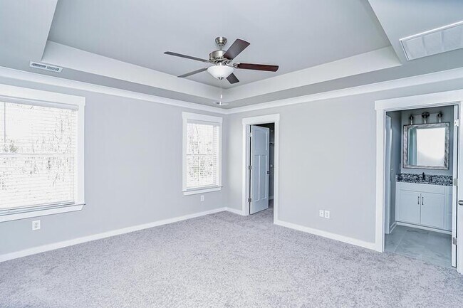 Building Photo - 207 Broad Banyan Ct