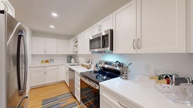 Building Photo - Waterfall Hills at Canton