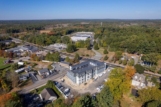 Building Photo - 1060 Main Street