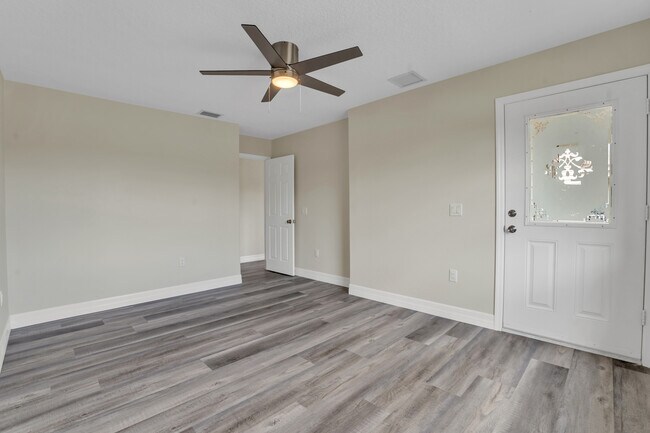 Foto del edificio - Royal Villas Townhomes