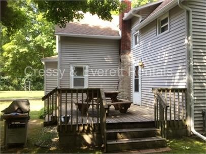 Building Photo - 3 Bedroom lake cottage -