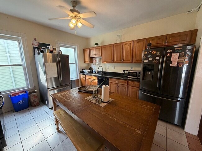 Foto del edificio - 1 Sachem St