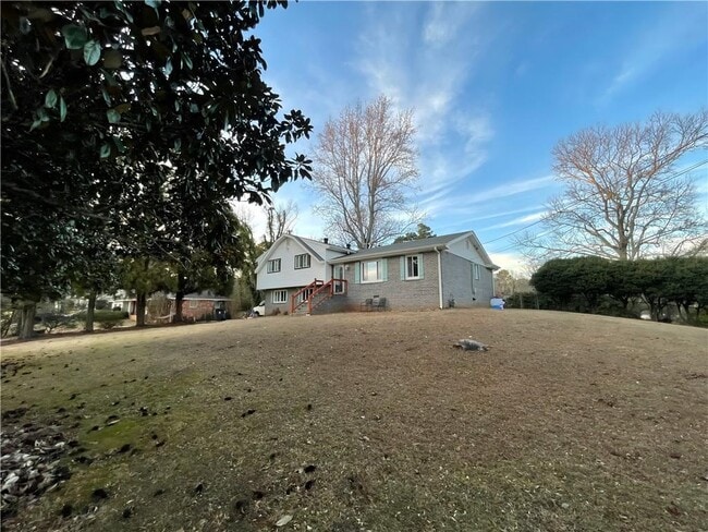 Building Photo - 5386 Mill Valley Dr
