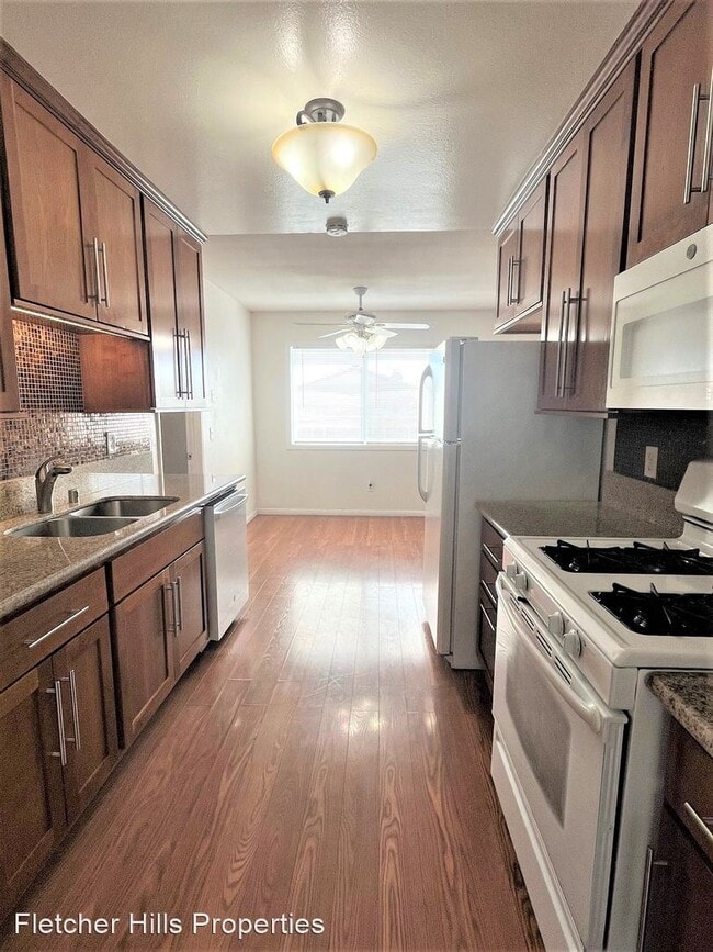 Building Photo - 3 br, 2 bath House - 9522 Mast Blvd