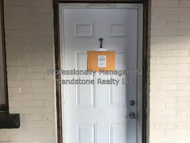Building Photo - 316 Furnace St Unit 7