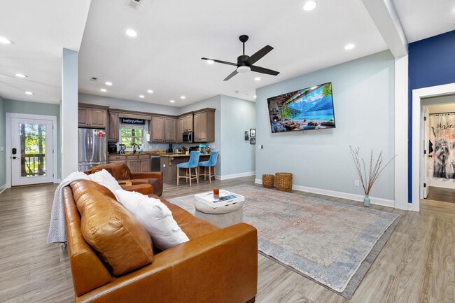 Foto del edificio - 930 Loring Mill Rd