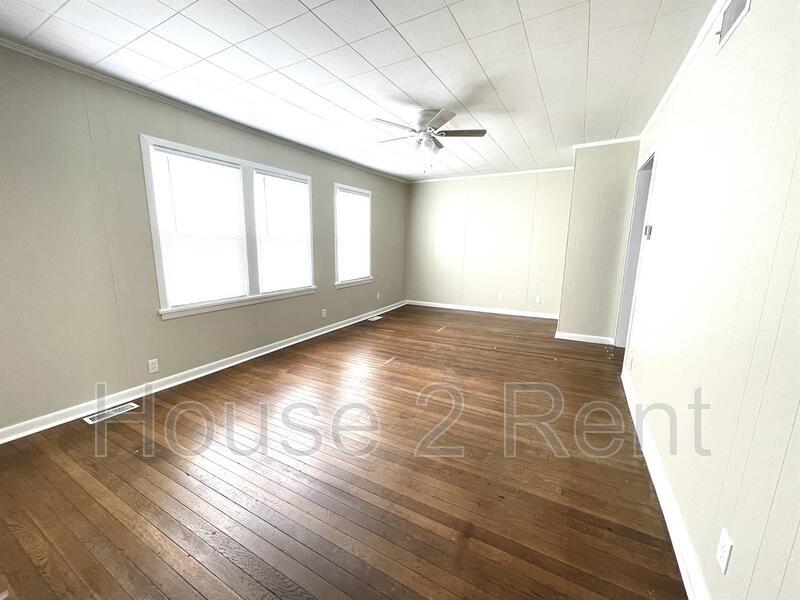 10 A Ln Unit ,, Herrin, IL 62948 Condo for Rent in Herrin, IL