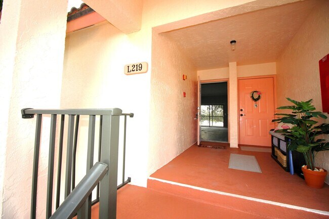 Building Photo - 3160 Leewood Ter