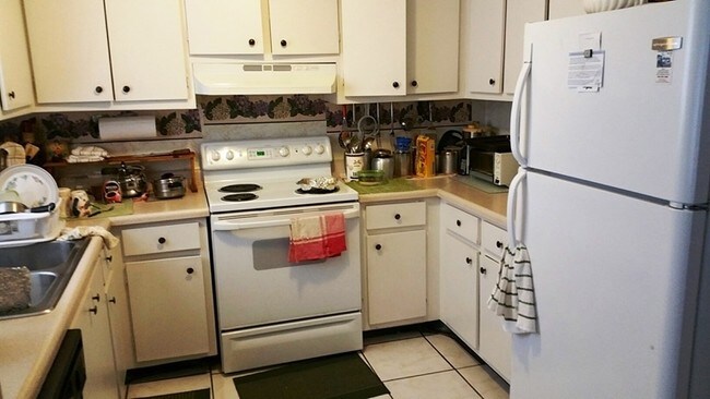 Interior Photo - 11660 NW 45th St