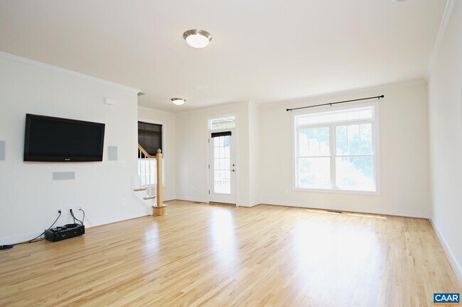 Foto del edificio - 2279 Whittington Dr