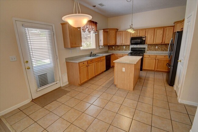 Building Photo - 4 Bedroom Home in Rio Rancho