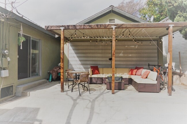 Patio privado - 3829 Glenfeliz Boulevard