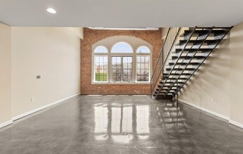Building Photo - Crystal Lofts