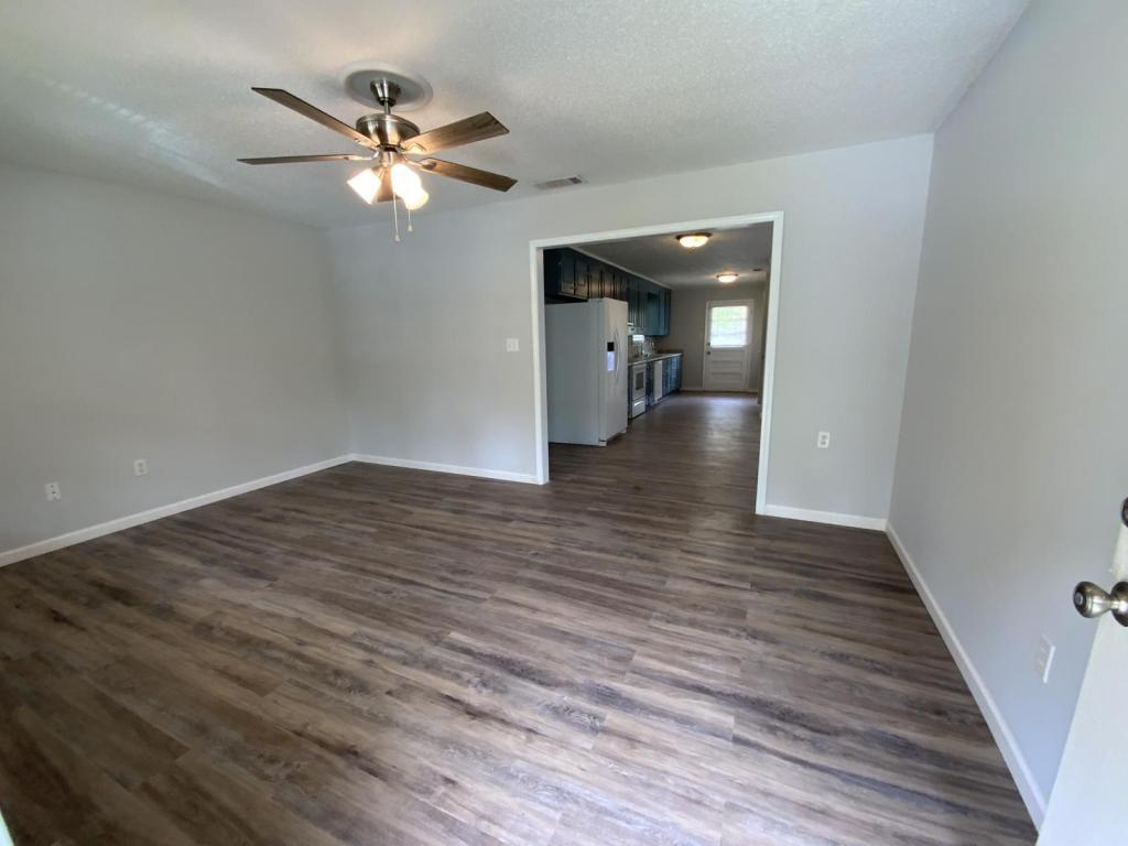Primary Photo - 2405 Hwy 24 - Apt A