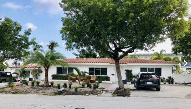 Building Photo - 3221 NE 7th St