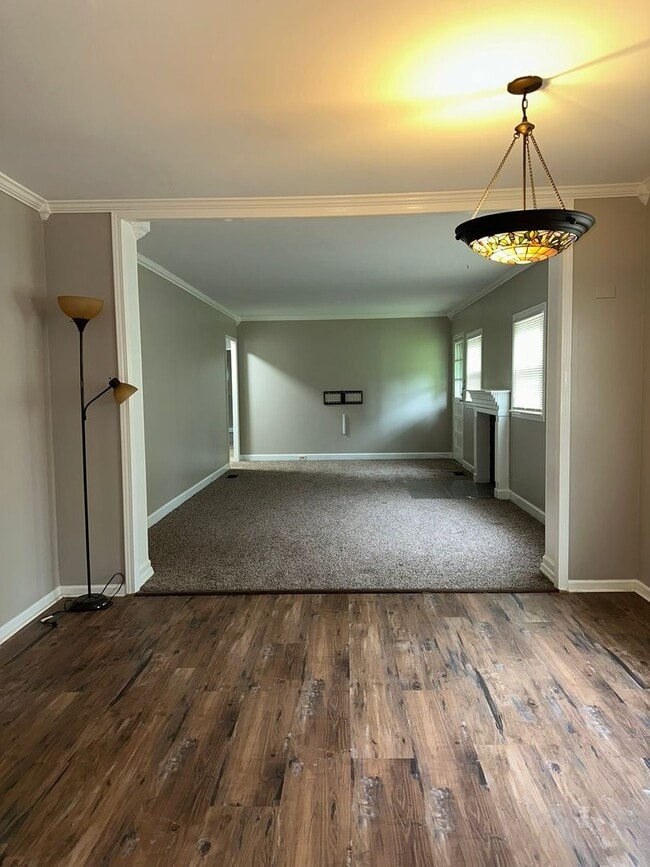 Building Photo - Rarely Available Ruxton Rental