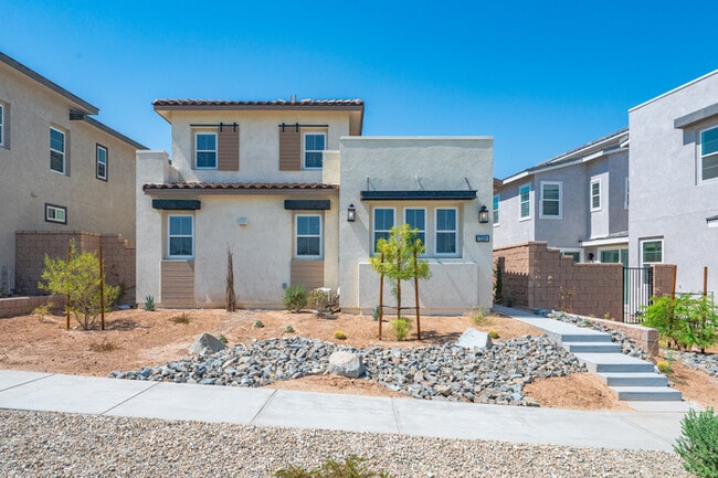 Building Photo - Turnkey Furnished 4BR Home in Palm Desert ...