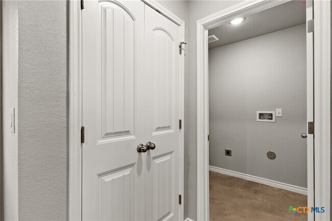 Foto del edificio - 304 Blair St