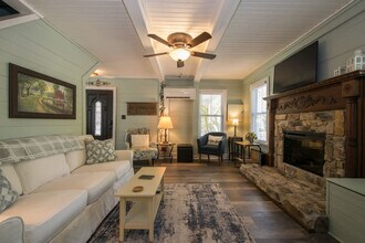 Building Photo - 1176 Crab Creek Rd