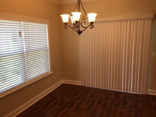 Foto del edificio - 280 Sunbury Dr