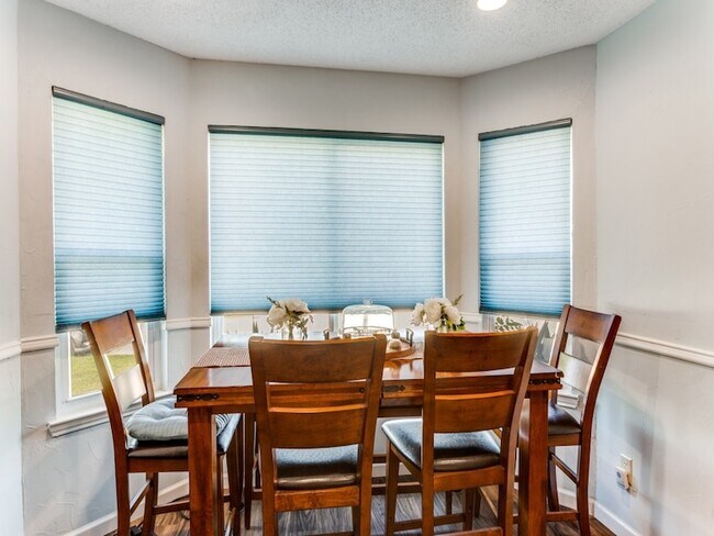 Foto del edificio - 6008 Meadowdale Rd