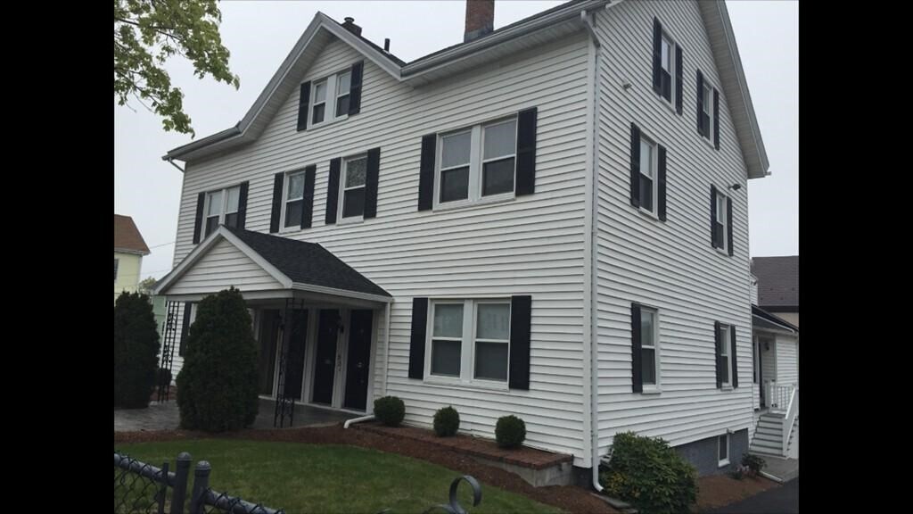 Foto principal - 534 Pleasant St