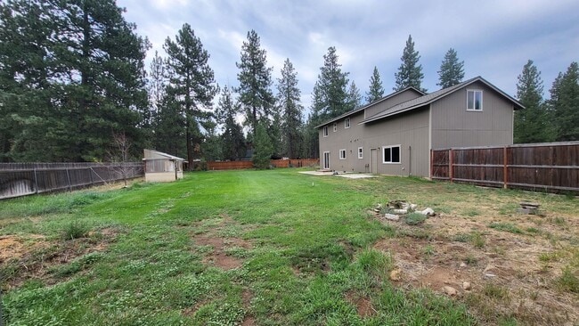 Building Photo - 3BR/2.5BA Peaceful Retreat on 1.5 Acres w/...