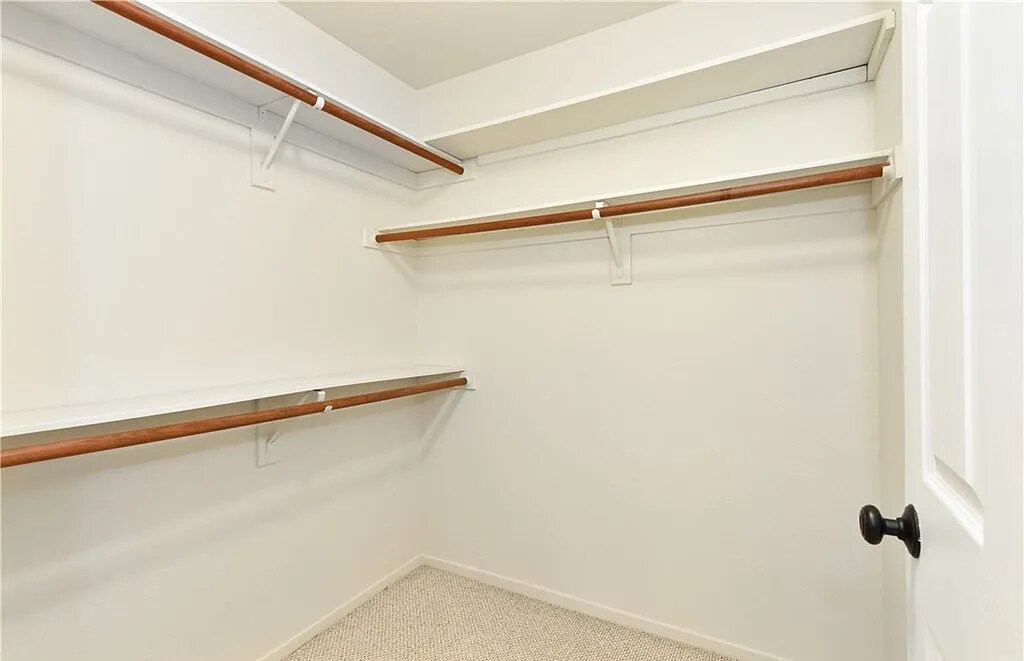 Foto principal - This home is a cozy 1 BR, 1 BA Condo