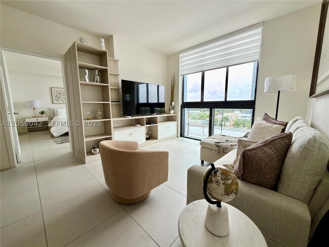 Foto del edificio - 5350 NW 84th Ave