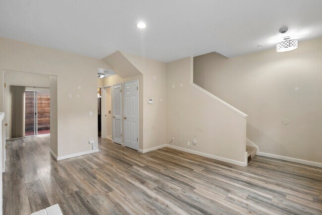 Foto del edificio - 3858 Maybelle Ave