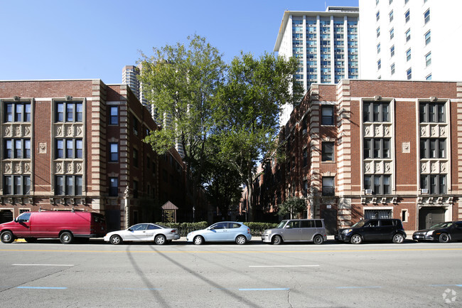 Building Photo - 510-34 W. Addison St.