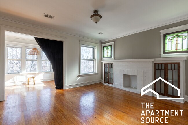 Foto del edificio - 4936 N Talman Ave