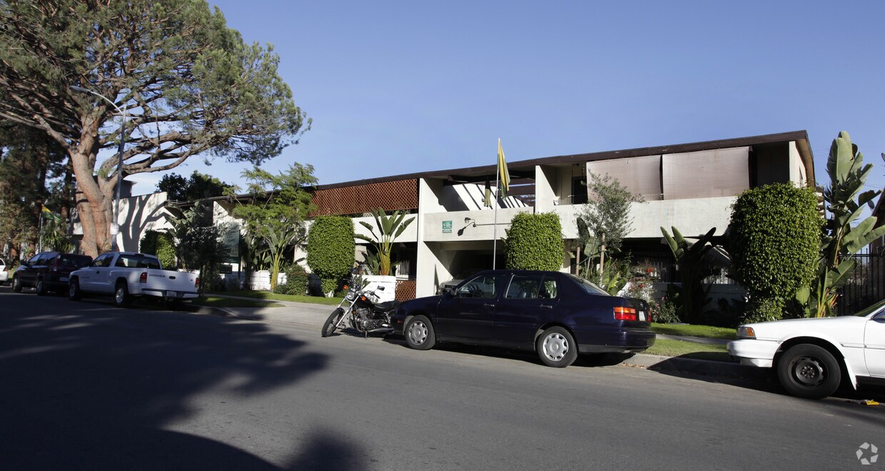 Primary Photo - Valley Terrace Apartments