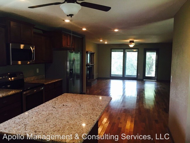 Building Photo - 3 br, 3 bath House - 1206 Hampton Drive
