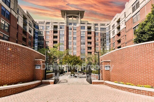 Foto del edificio - 1021 N Garfield St