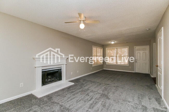 Building Photo - 3920 Cypress Pointe Dr