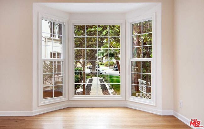 Building Photo - 422 Smithwood Dr