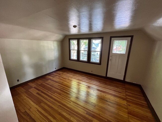 Building Photo - 4121 N 50th St