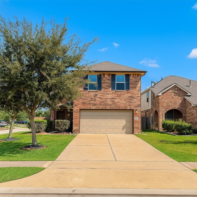 Foto del edificio - 6861 Dogwood Cliff Ln