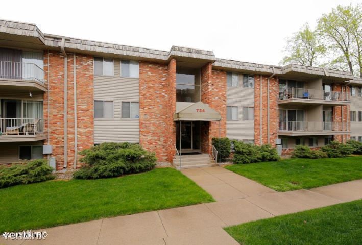 Primary Photo - 734 W Kilgore Rd