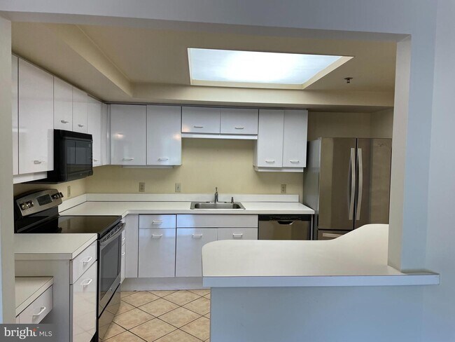 Foto del edificio - 1100 Lovering Ave