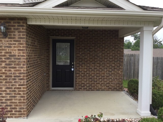 Foto del edificio - 1019 Ruscello Dr